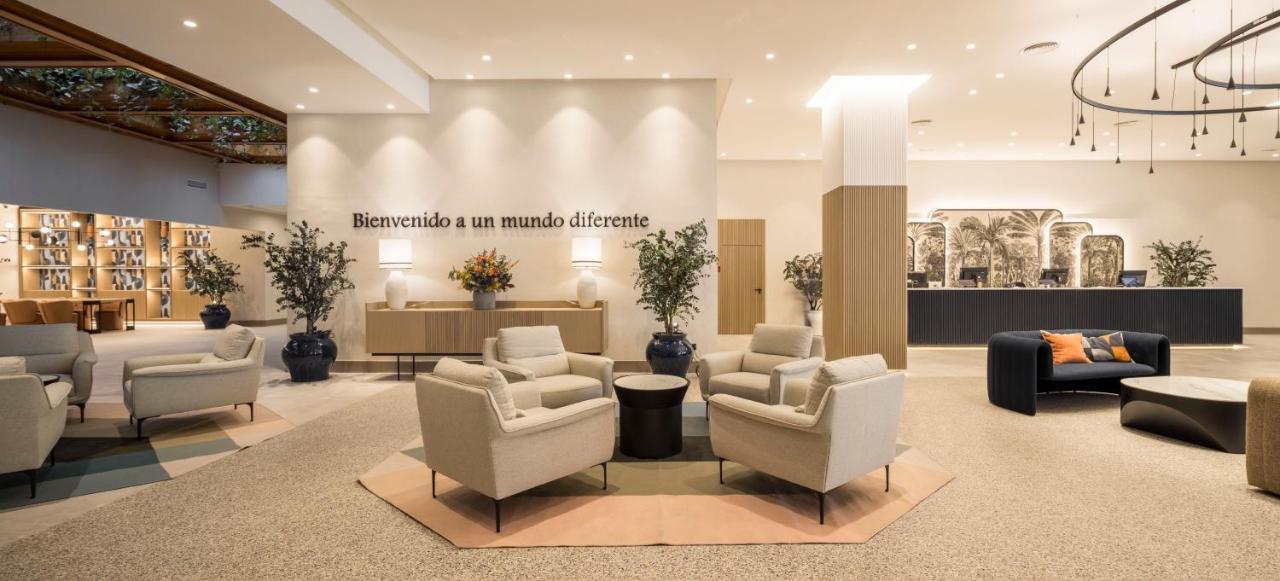 Ilunion Les Corts Spa Barcelona Bagian luar foto