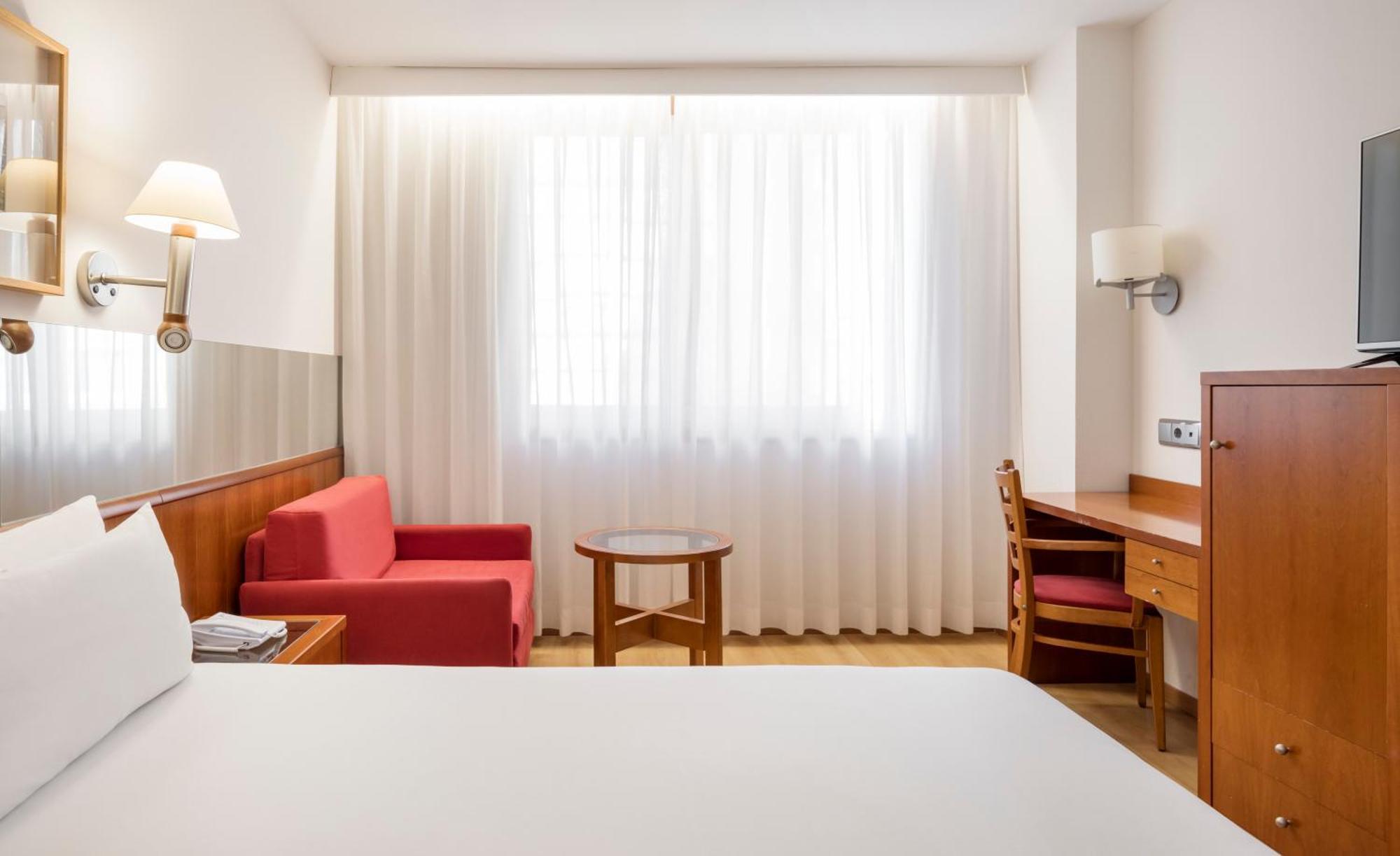 Ilunion Les Corts Spa Barcelona Ruang foto