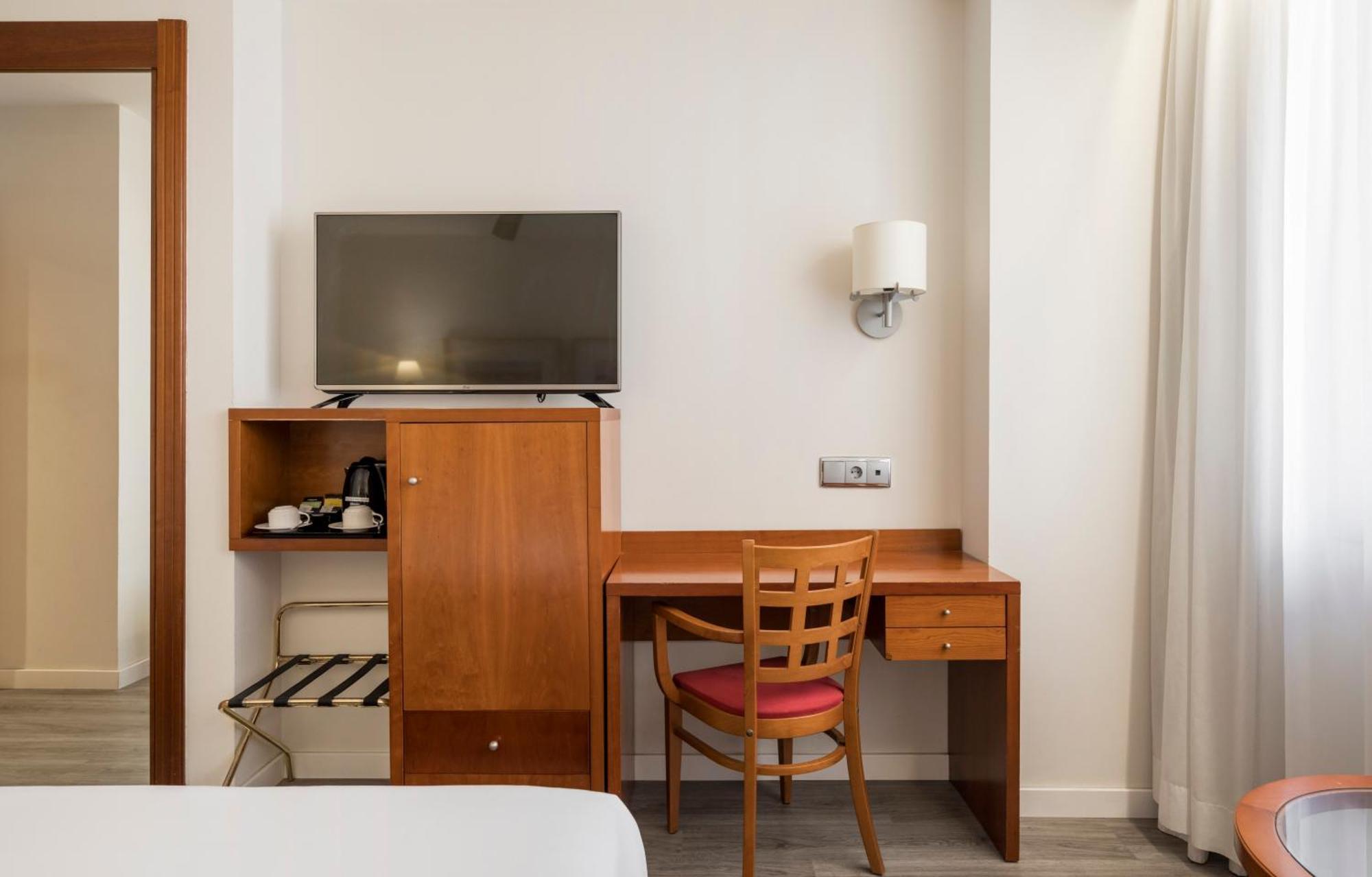Ilunion Les Corts Spa Barcelona Ruang foto